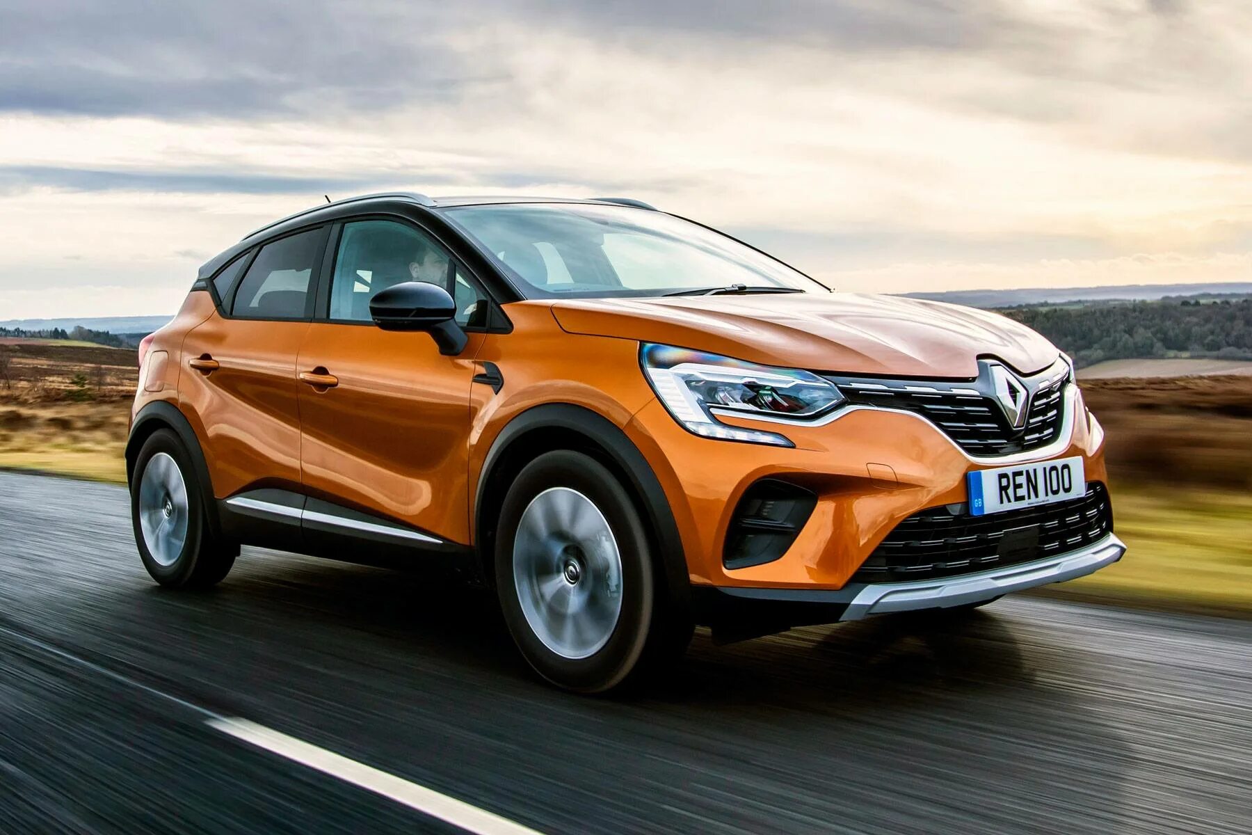 Рейтинг бюджетных кроссоверов. Рено Каптур 2022. Renault Captur 2021. Рено Каптур 2021. Рено кроссовер 2020.