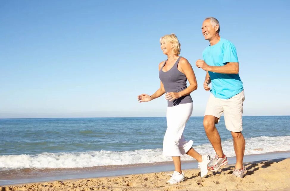 Правила долголетия. Физическая активность пожилых. Пожилые активный образ жизни. Здоровый образ жизни для пожилых людей. Красивые Здоровые пожилые люди.