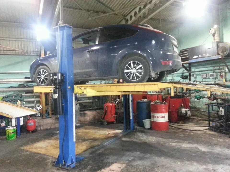 Автосервис энтузиаст. Каретный двор автосервис. каретный двор ноябрьск. г ноябрьск каретный двор сто. картинка каретный двор автосервис.