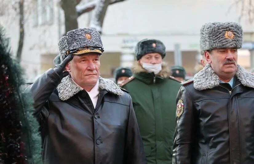 Заместитель командующего росгвардии. Сергей захаров росгвардия командующий. зам командующего уральским округом внг. генерал бойко командующий уральским округом. командующий урфо росгвардия.