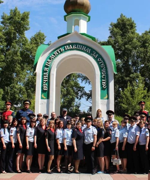 Работа в белогорске амурская. Белогорск Амурская область. Церковь города Белогорск. Полиция Белогорск Амурская. Зеленый городок Белогорск Амурская область.