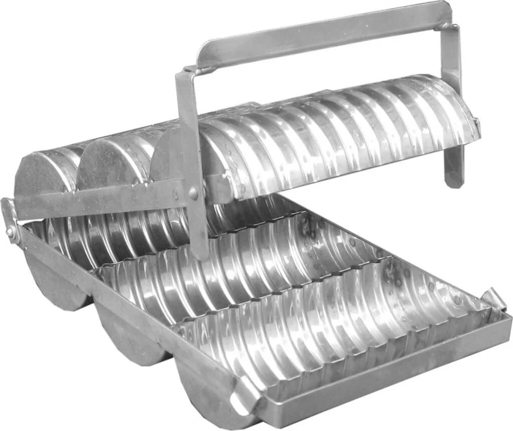 хлеб цилиндрической формы. ржаной подовый хлеб. хлеб и пряник. пумперникель хлеб форма. батон тостовый круглый.