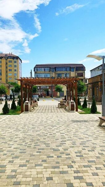 Токио дербент. Токио дербент набережная. красивая улица в дербенте новая. кафе галбека дербент. safiya дербент.