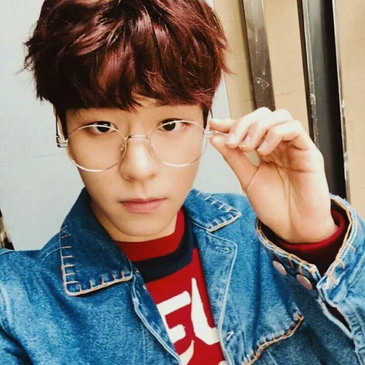 Сынмин стрей. Stray kids сынмин. сын мин stray kids. stray kids kim seung min.