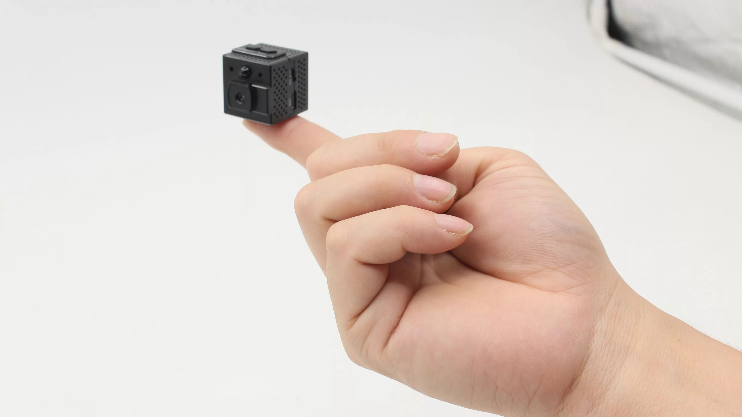 Микро кубе. Бос микро куб. wifi камера своими руками. smallest camera. tiny camera.