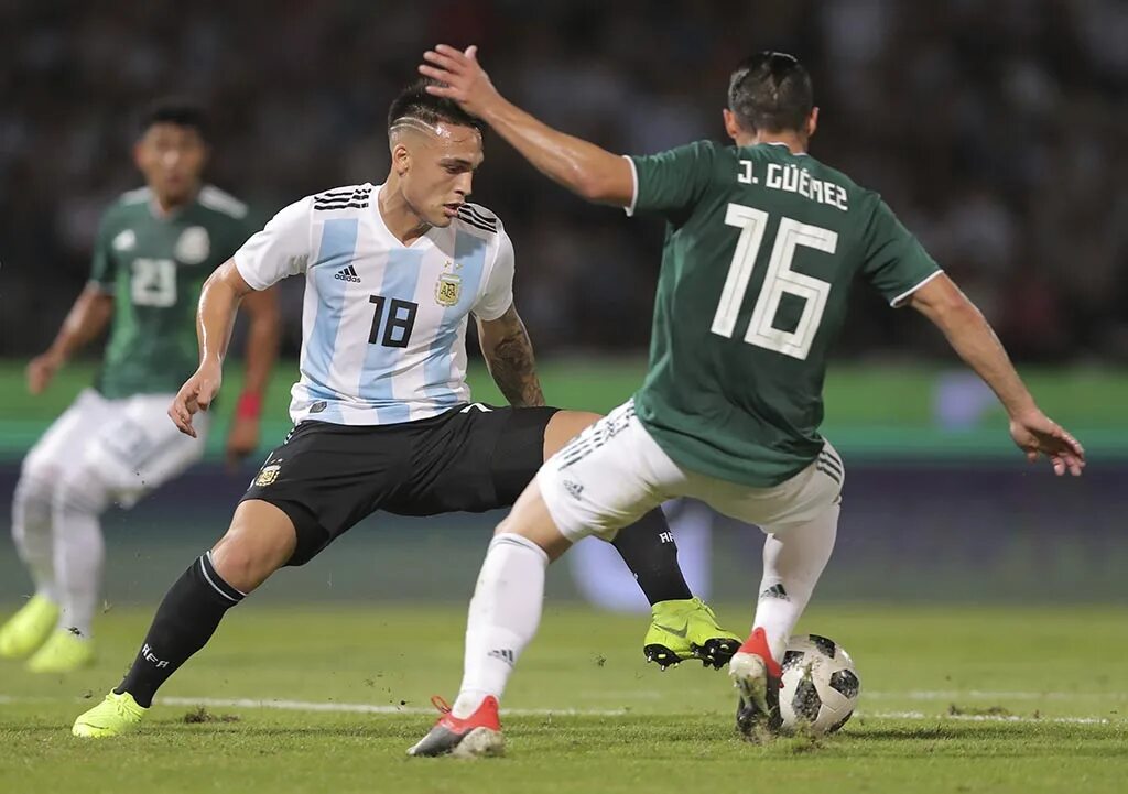 Ирландия не футбол. Мексика прогноз. Саудовская аравия мексика тактика матча. Гондурас – мексика футбол. Бразилия и мехико.