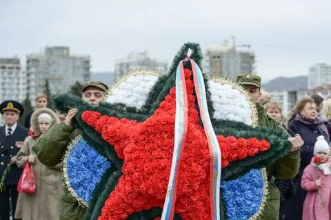 Венок на 23 февраля