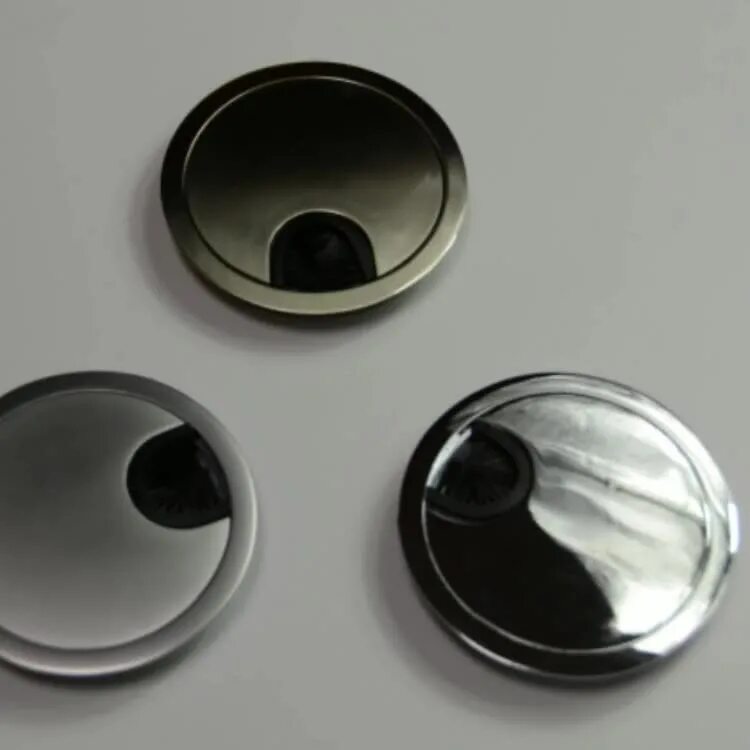 Big игее Round hole. Round holes