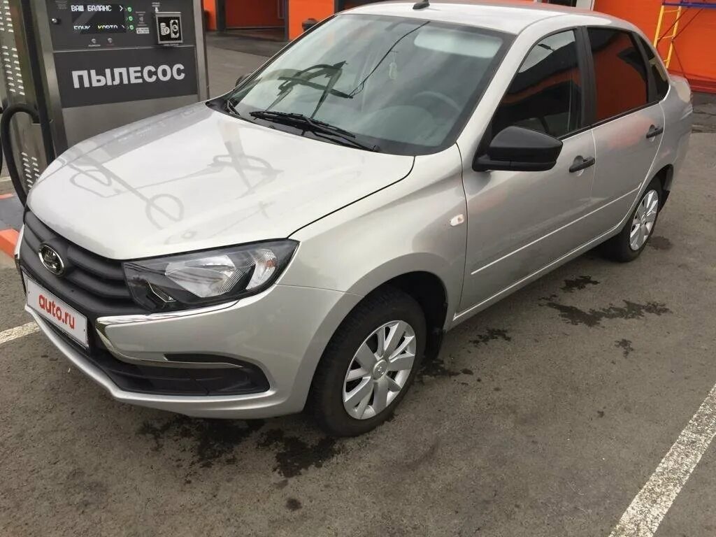 Купить б/у Lada (ВАЗ) Granta I Рестайлинг 1.6 MT (87 л.с.) бензин механика в Соч