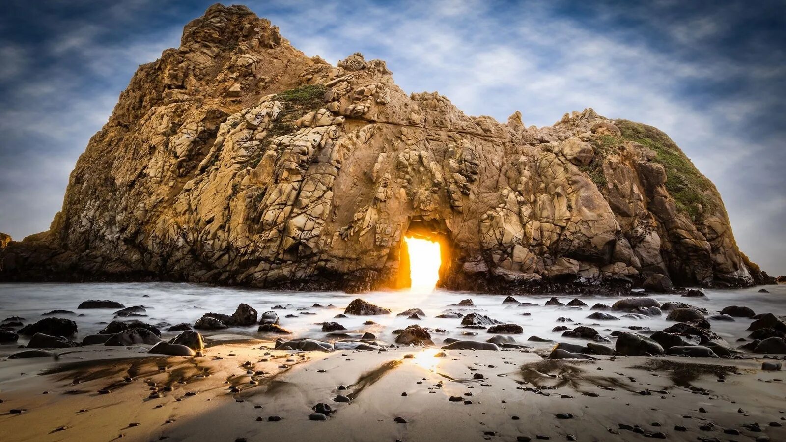 Установить скалы. Море скалы. Скала kjerag норвегия.  скала (мыс) калпазанкая. Каррион рокс скалы.