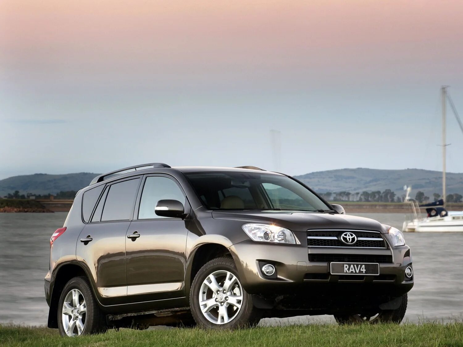 Рав 2009. Toyota rav4 2008. Toyota RAV 2008. Тойота рав 4 2008 года. Toyota rav4 2008-2010.