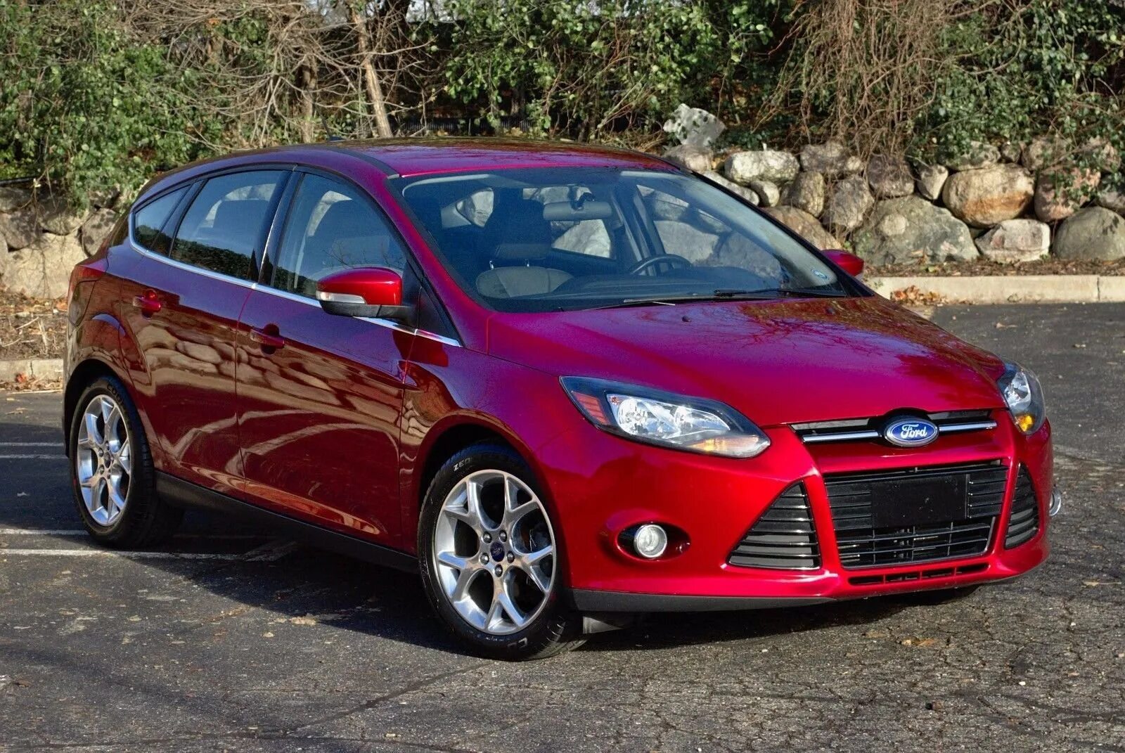 Ford Focus 2013. Форд фокус 3 2013. Ford Focus Hatchback 2013. Ford Focus 2013 Red.