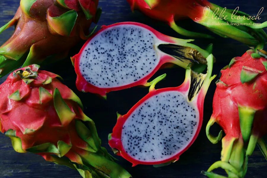 Зеленый фрукт с пупырышками. Зелёный фрукт круглый. Красно зеленый фрукт. Фрукт гуава гуава. Гуава египетский фрукт.