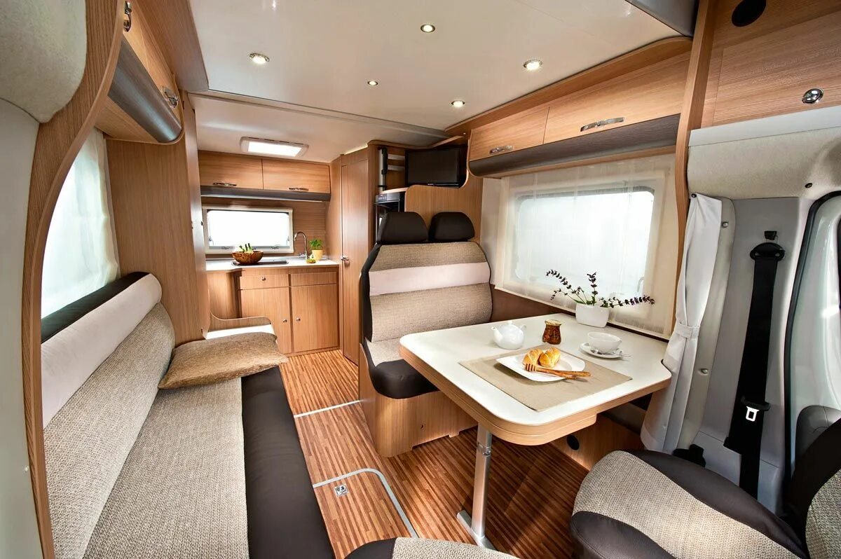 Автодом переделка. Adria Matrix 650 SF Motorhome. Adria Matrix 590 SG. Adria Matrix 2023. Автодом Адриа Матрикс 4 местный.