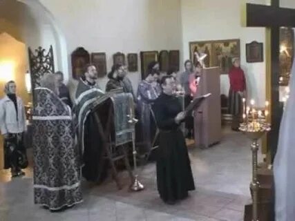 Дева днесь предстоит в церкви