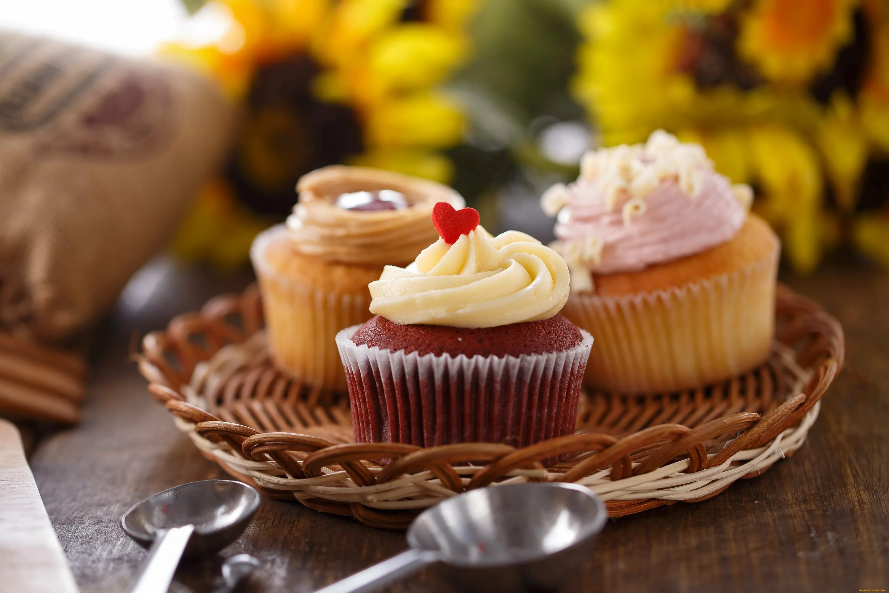 Мятные кондитерские изделия. Мучные кондитерские и булочные изделия. Запрос пирожное и выпечка. Запрос пирожное и выпечка. Запрос пирожное и выпечка.