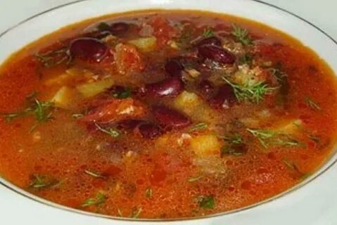 Суп с консервированной фасолью в томатном соусе