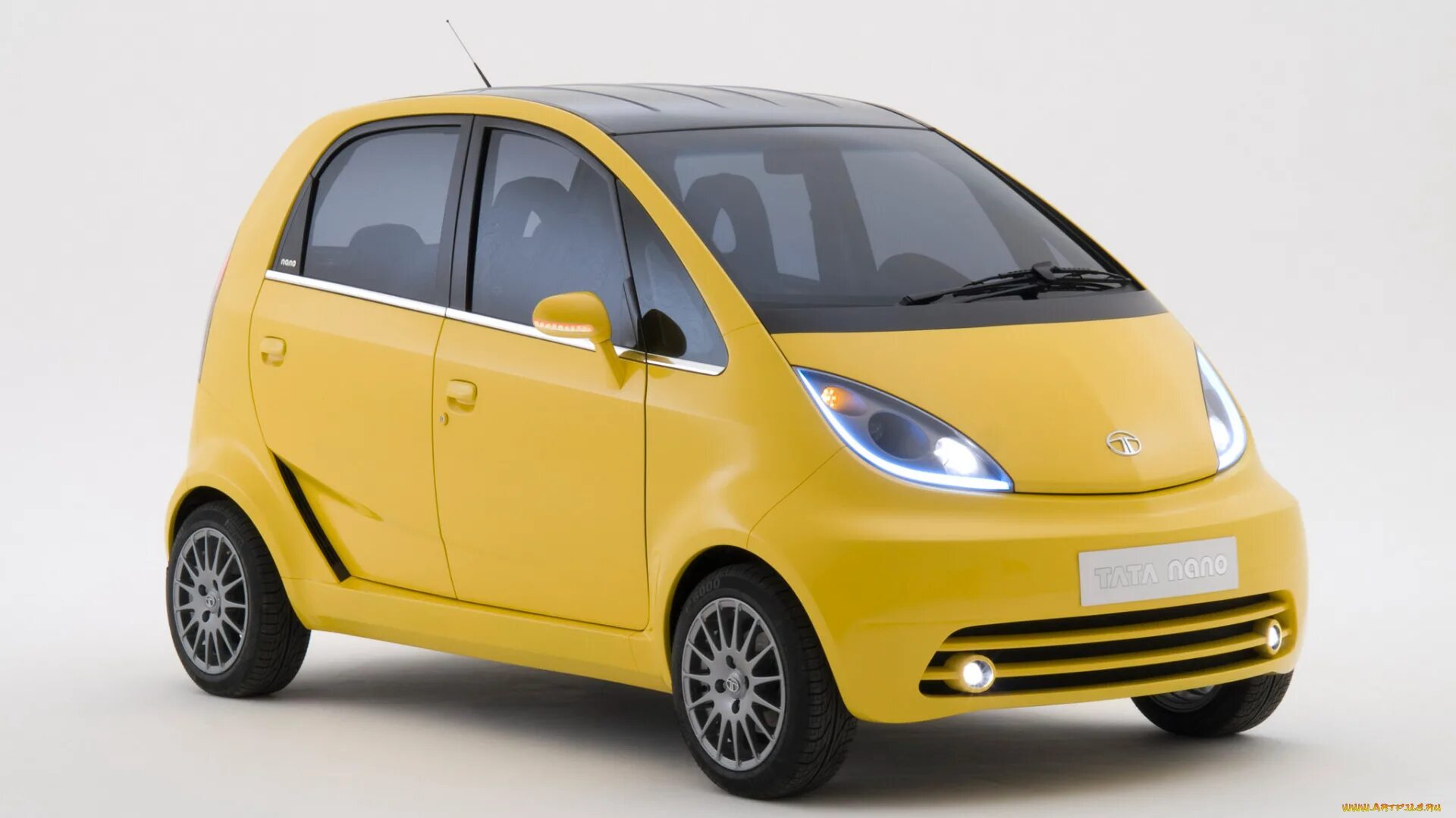 Маленькая дешевая машина. Tata Nano. Tata Nano 2021. Tata Nano 2008. Машина тата нано 2008.