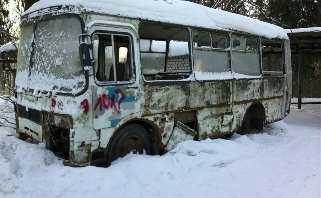 Разбираю паз. Паз 3205 гнилой. паз 3205 ржавый. заброшенный паз 3205. паз 672 ржавый.
