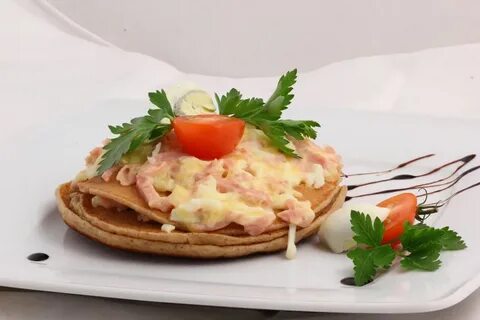 Оладьи с ветчиной и сыром