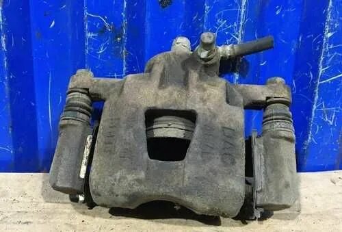 Суппорт тормозной передний матиз 0. Скоба переднего суппорта матиз 0. 8. Суппорт тормозной передний дэу матиз 0. 8.