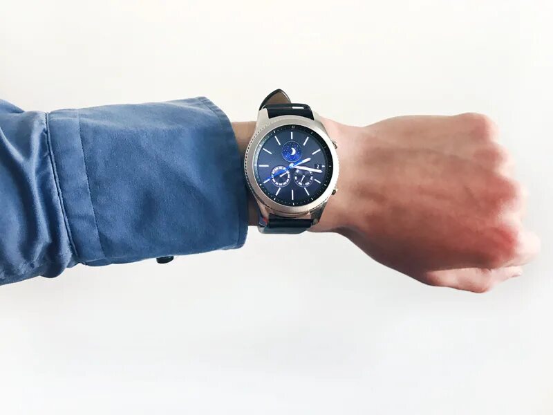 Gear s3 frontier обзор. Samsung gear s3 vault boy. samsung gear s3 часть москва сока стоит.