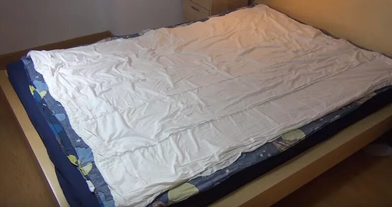 Детское лоскутное одеяло. Плед пэчворк. Как сделать без одеяла. Шалаш из одеял и подушек. Как сделать без одеяла.