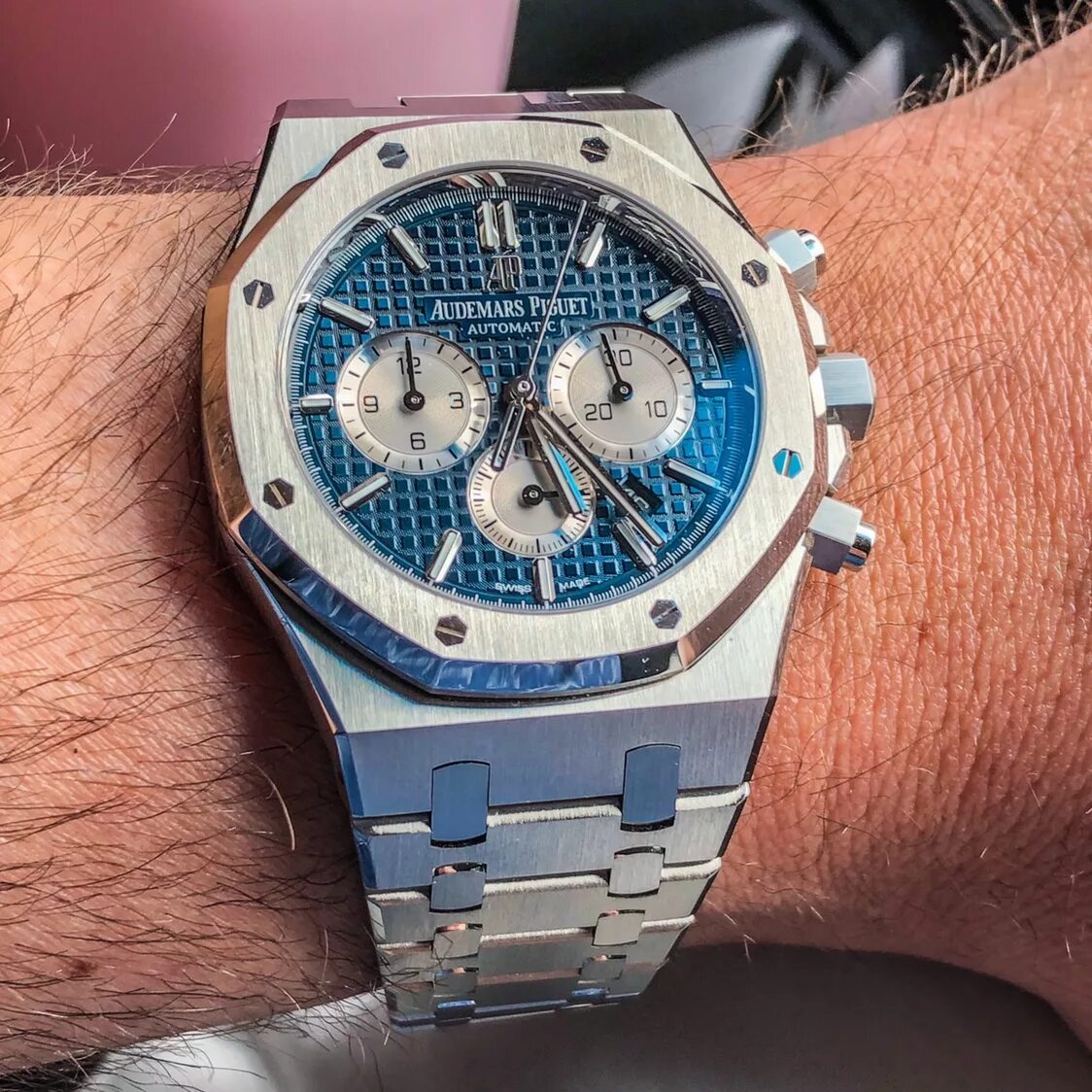 Выкуп audemars piguet. Audemars Piguet Royal Oak Green. Сейко Audemars Piguet. Seiko Audemars Piguet. Audemars Piguet Royal Oak зеленые.