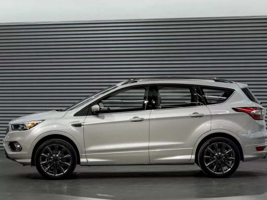 Тюнинг куга 2. Форд Куга 2. Ford Kuga 2 Рестайлинг. Ford Kuga Tuning 2017. Kuga 2 St line 2013.