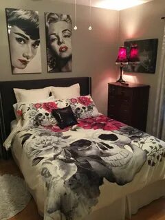Marilyns theme