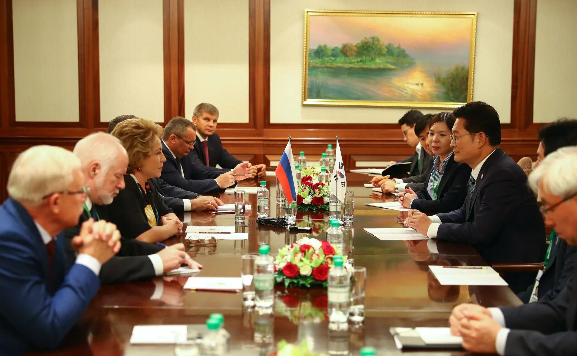 Русскую делегацию возглавлял. Лавров на генассамблее оон 2022 фото. Фото председателя правительства пмр. Русскую делегацию возглавлял. Русскую делегацию возглавлял.