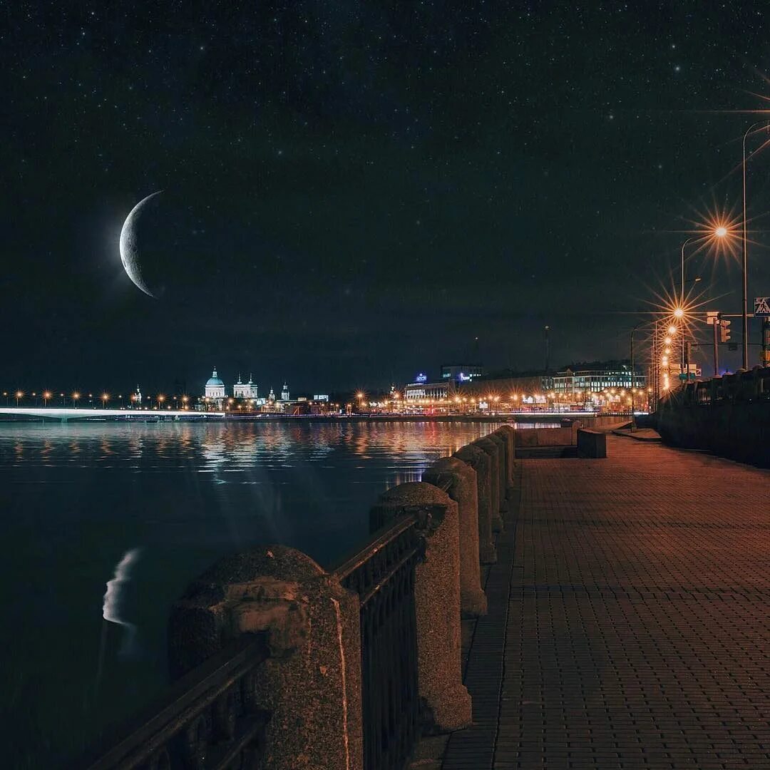Мастер класс ночью. Луна в санкт-петербурге. вечерняя набережная чебоксар. набережная ночью. ночной питер.
