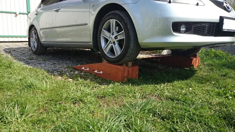Замена масла без ямы. - Volkswagen Passat Variant (B4), 1,8 л, 1994 года планово