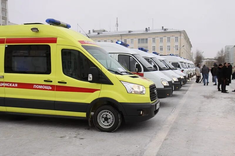 машина скорой помощи. транспорт скорой помощи. машина скорой медицинской. транспорт скорой помощи. транспорт скорой помощи.