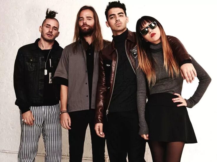 Группа dnce. Джинджу ли. Группа dnce. Днс группа музыкальная. Группа dnce.