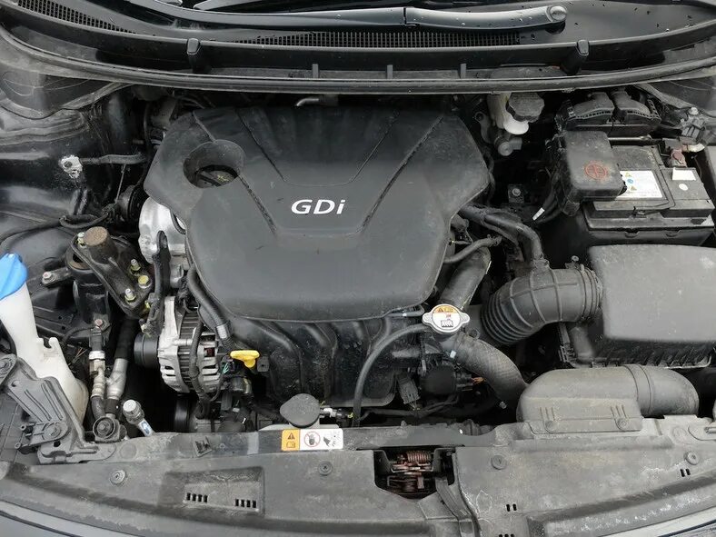 Двигатель хендай элантра купить. Hyundai i30 2010 двигатель. Hyundai 1.6 GDI. Двигатель Хендай ай 30 1.6. Hyundai i30 i подкапотка.