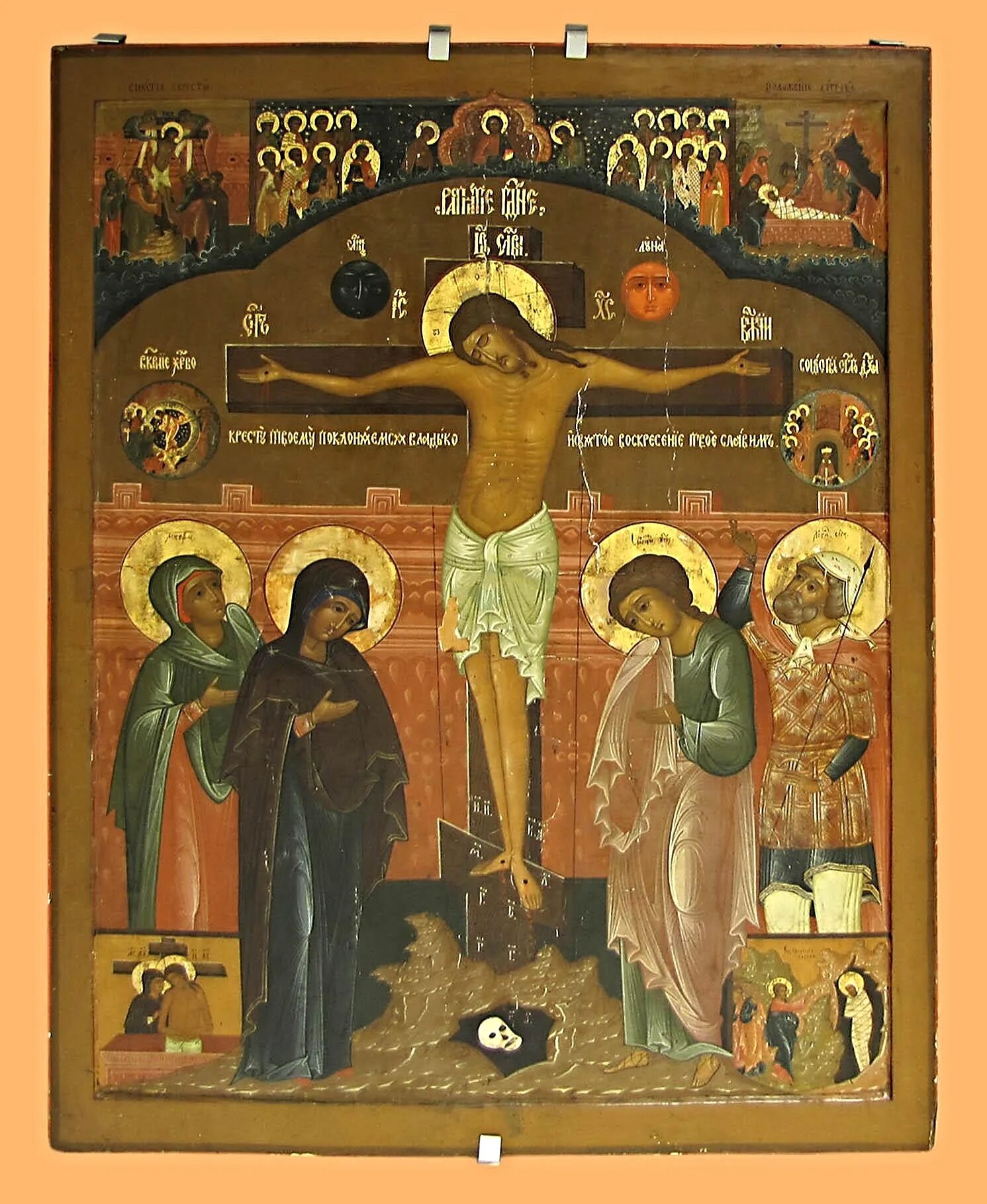 Икона 16 апреля. Икона Голгофа Распятие Христово. Икона Распятие Иисуса Христа. Распятие Христа 16 век.