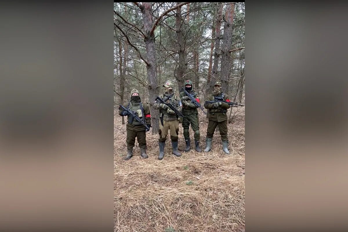 Рискуя жизнью володин спас солдата попавшего