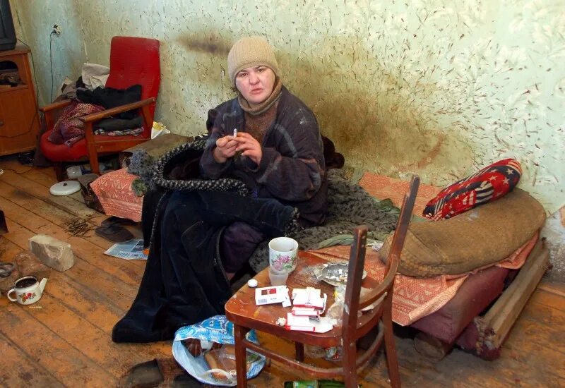 Бедность в России. Нищие россияне. Нищета москва