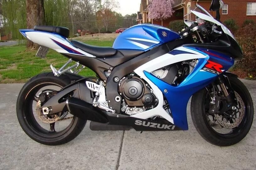 Suzuki джиксер 750. Suzuki GSX-R 750. Сузуки джиксер 1100. GSX R 2007.