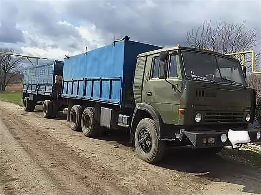 Камаз 65117 бортовой. Камаз зерновоз ростовская область. Камаз зерновоз ростовская область. Камаз 4528-40l с прицепом. Камаз 4310 зерновоз.