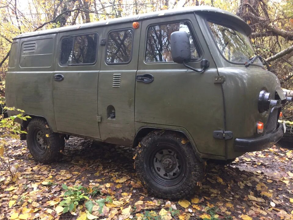 Продам уаз в красноярском крае. Уаз 3909 2.7. уаз 3909 военный. уаз 3909 специализированный. уаз 3909 зеленый.