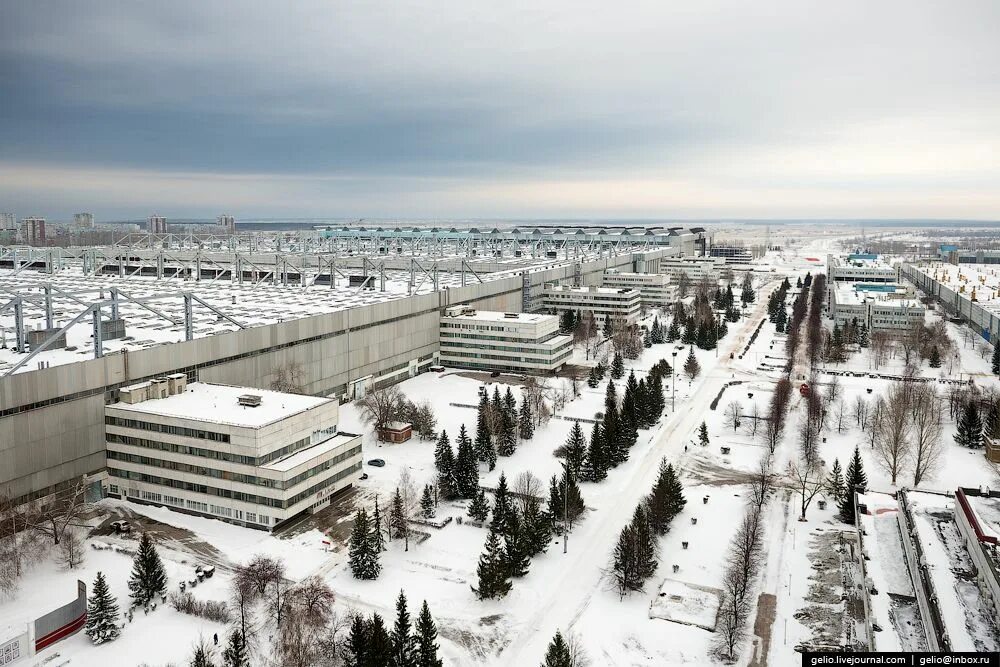 Авиастар город. Ульяновск аэростар завод. Авиазавод ульяновск. Ульяновский завод авиастар. Ульяновский завод авиастар.