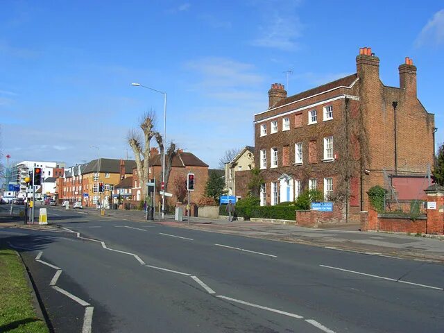 Лондон роуд. Pepys Road,London,se14ssf. Co op School Road reading.