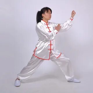 Костюм тая