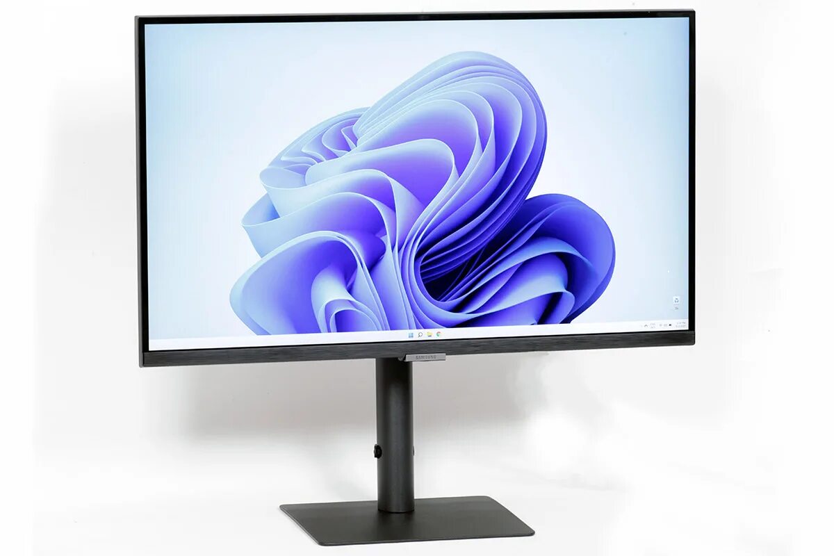 Led монитор samsung. Samsung монитор 4к. samsung led монитор. монитор самсунг 120 гц.