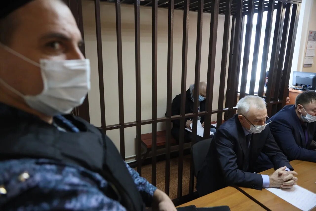 банда потапова самара. сергей гафуров самара законовские. сергей гафуров самара законовские. олег иванец бандитская самара. опг законовские самара.