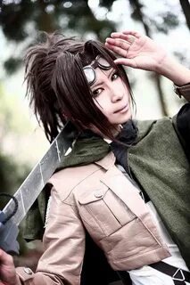 Hanji cosplay