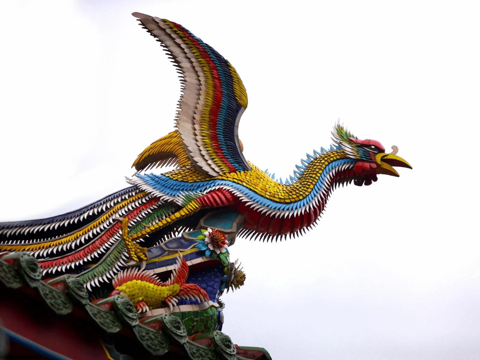 Тяньлун Небесный дракон. Фэнхуан птица Китай. Китайский Феникс Фэнхуан в китайской мифологии. Феникс Фэнхуан скульптура.