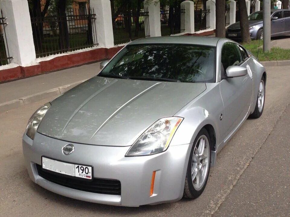 Купить ниссан 2005г. Nissan 350z i. Ниссан 350z 2005. Ниссан 350z 2020. Nissan 350z серебристый.